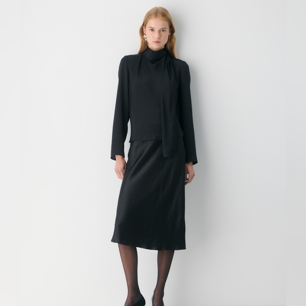 Babaton Black Midi Skirt - Picture 2 of 3